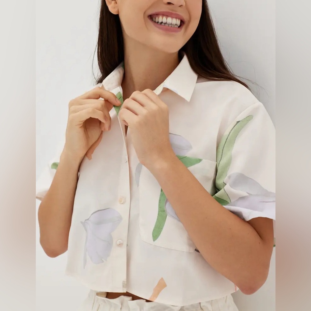 Love Bonito Nichole Cropped Shirt in Petal Bliss SZ 8